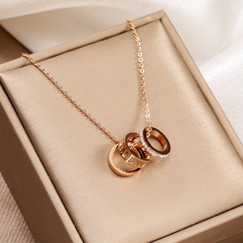Second image of Women's Vintage Style Non-Fading Stylish and exquisite Three-Ring Roman Numeral Pendant Necklace